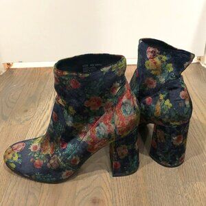 Abound Velvet Floral Platform Boots - Size 8.5